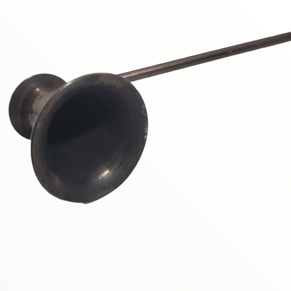 Vintage antique finish dark Metal candle snuffer Long handle - Picture 4 of 7